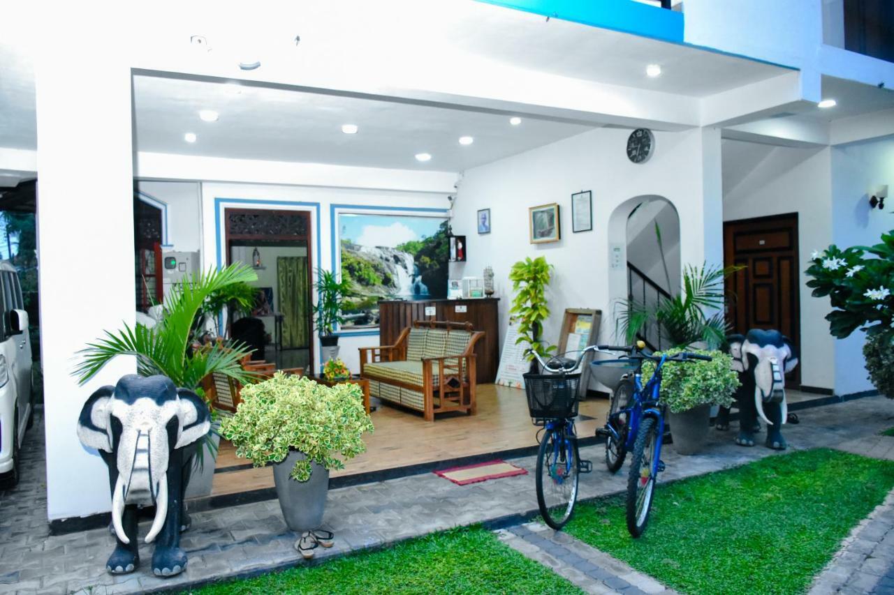 Nebula Residence Negombo Eksteriør billede