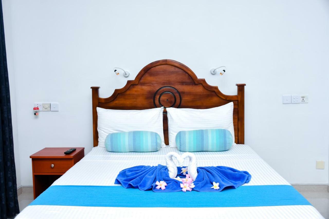 Nebula Residence Negombo Eksteriør billede